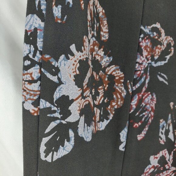 Free People Women's Black Flare Pants Floral Born To Be Wild Size 8 (CJ-1) - Picture 8 of 15